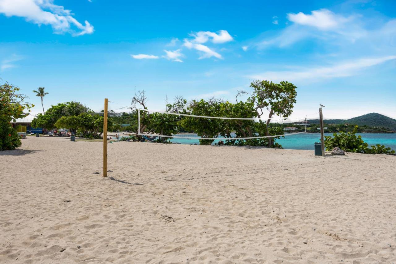 Sapphire Beach Resort East End  エクステリア 写真